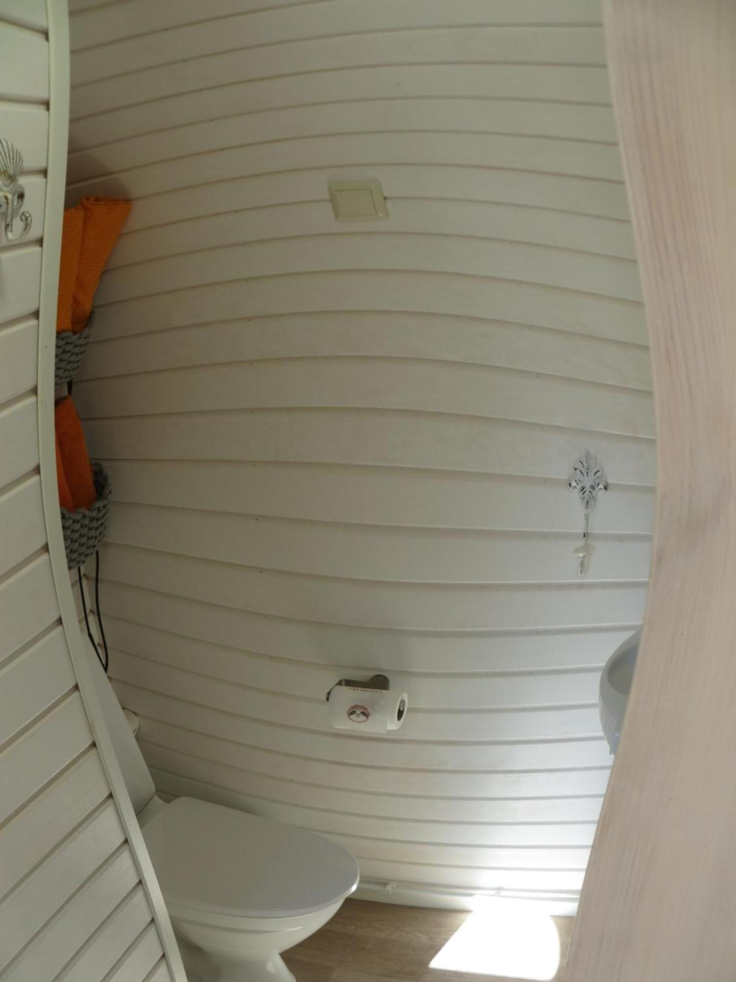 Bettis - Uebernachten Im Iglu-Tinyhaus Tostedt  Bagian luar foto